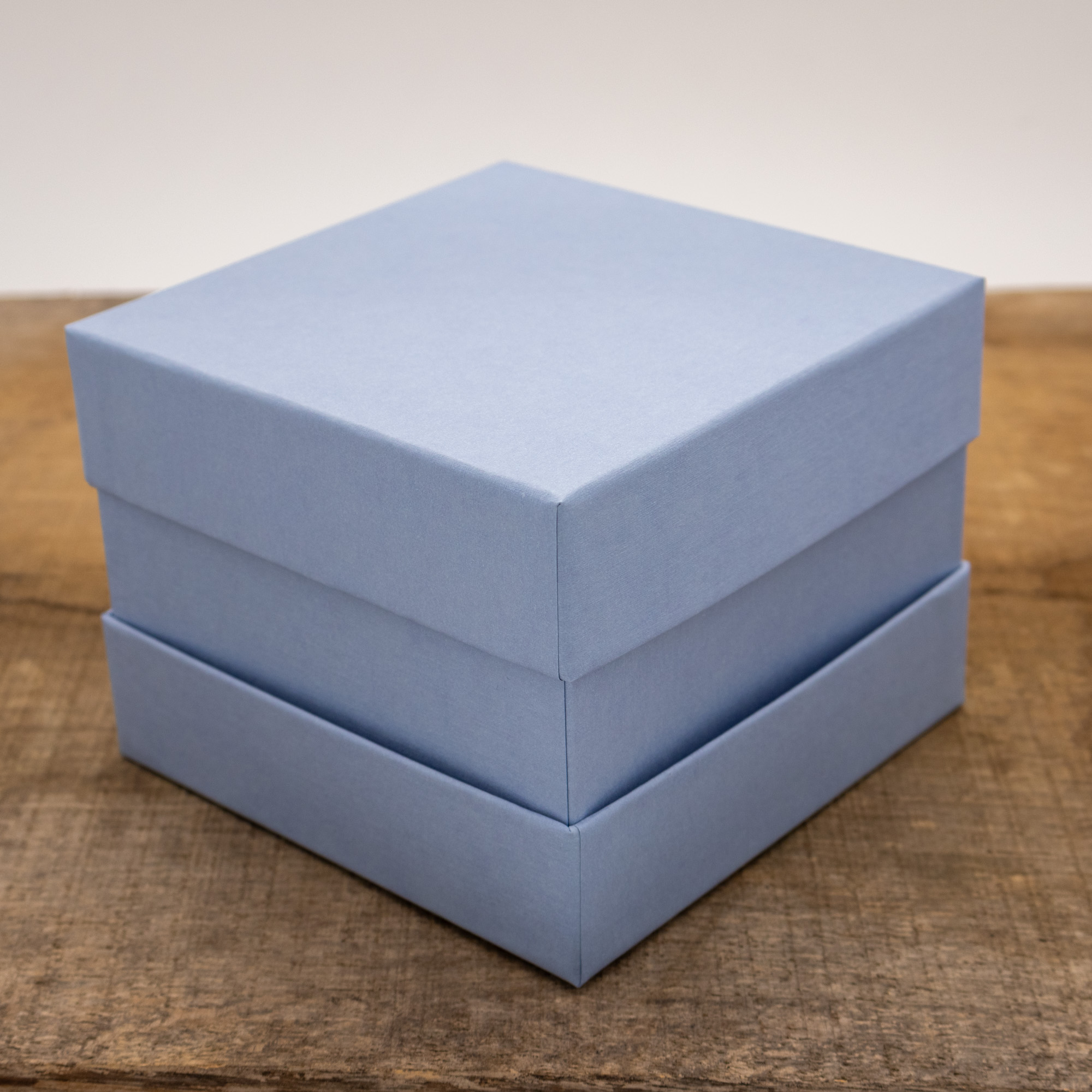 Premium Geschenkkarton - Hellblau