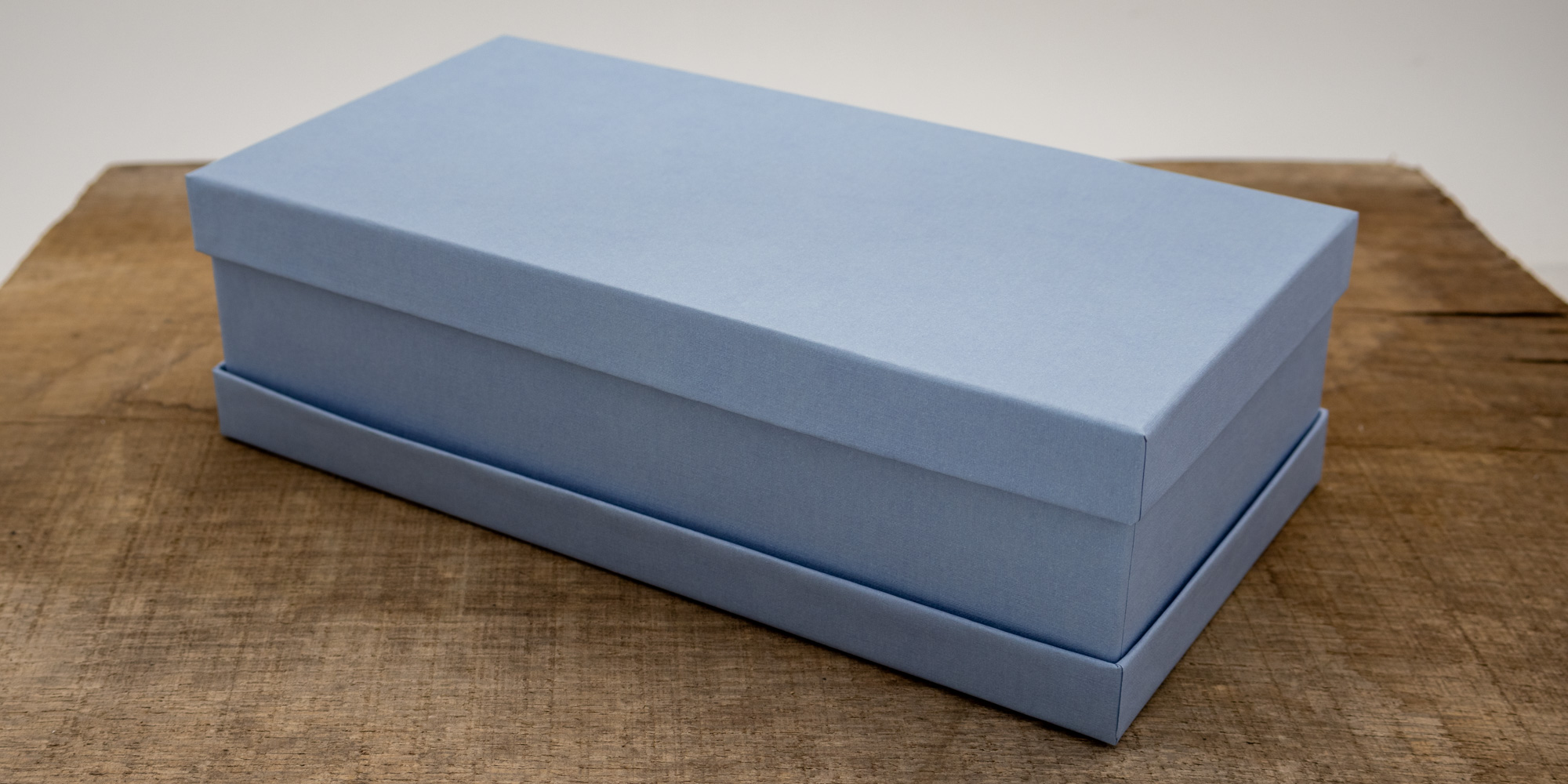 Premium Geschenkkarton - Hellblau